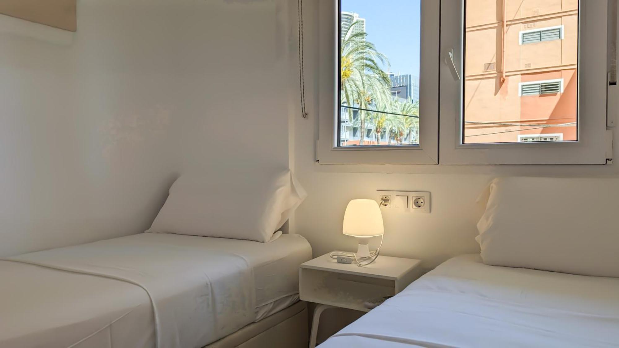 Esmeralda Sea Front Apartment Benidorm Extérieur photo